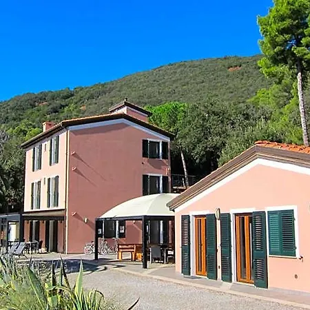 Capo Pero Rio Marina