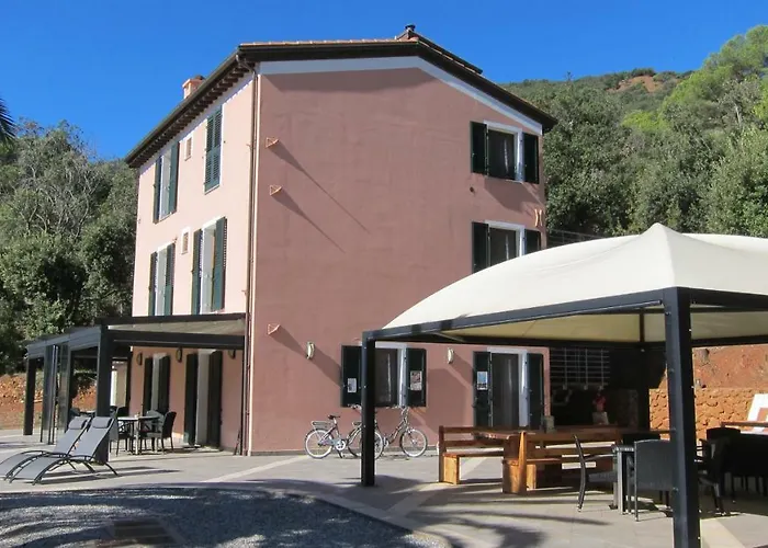 Bed & Breakfast Capo Pero 3*