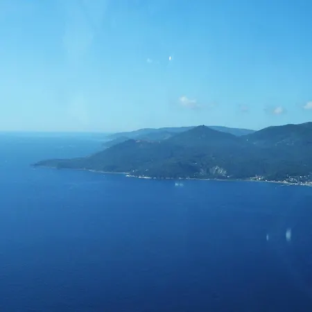 ベッド・アンド・ブレックファスト Capo Pero